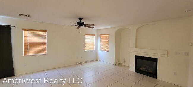 Building Photo - 3 br, 2.5 bath House - 9967 Carrizo Springs