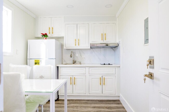 Foto del edificio - 2371 30th Ave