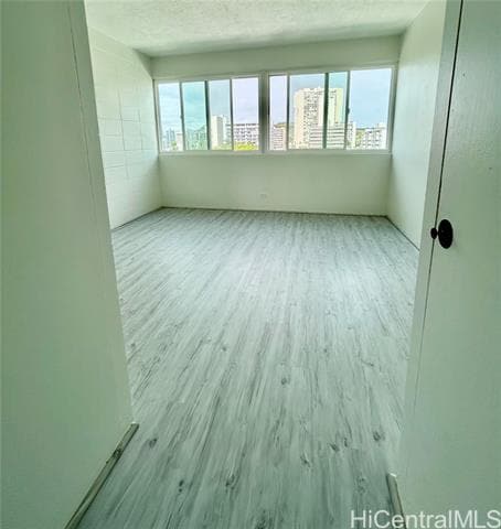 Building Photo - 1710 Makiki St