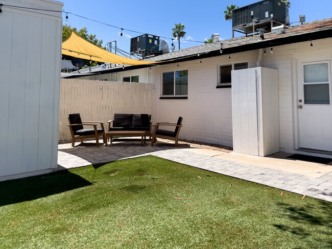 Patio trasero privado cercado - 4615 N 14th St