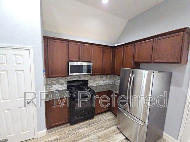 Building Photo - 21706 Rainfall Park Dr