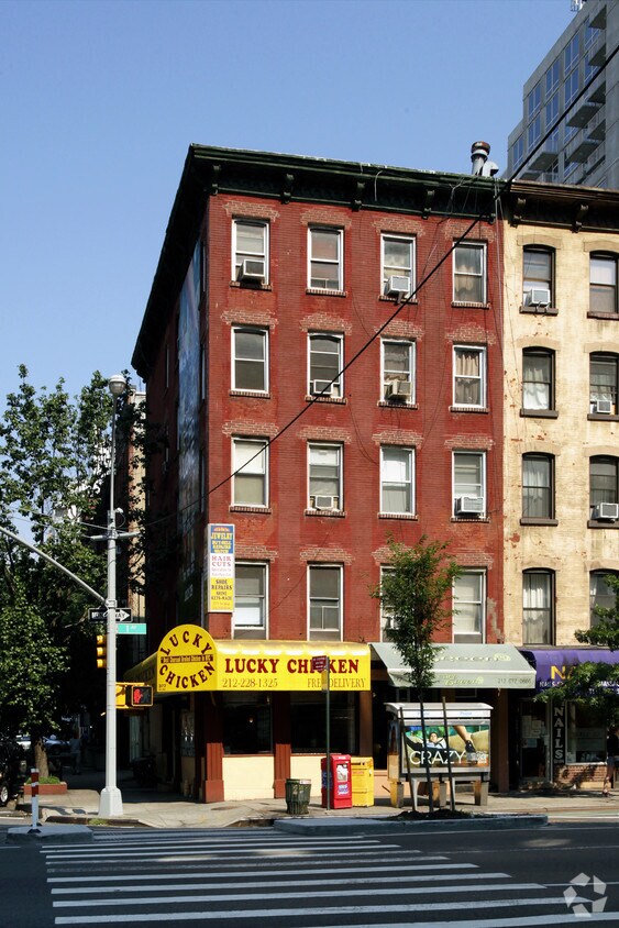 Foto del edificio - 377 First Ave