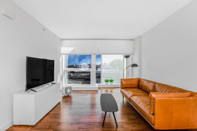 Foto del edificio - 555 Fulton St