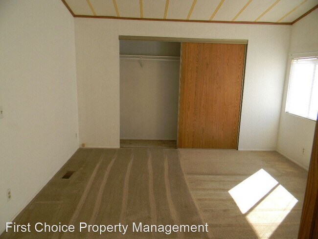 Building Photo - 3 br, 2 bath House - 31093 Hawthorne Street