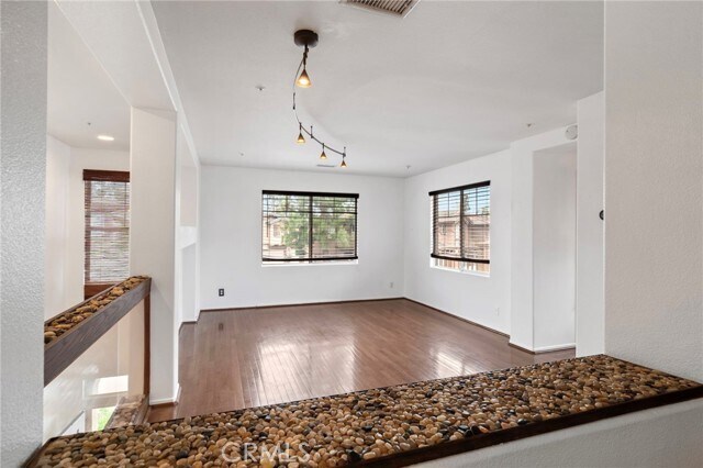 Foto del edificio - 278 Woodcrest Ln