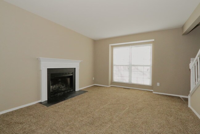 Building Photo - 12065 Victorian Village Ct
