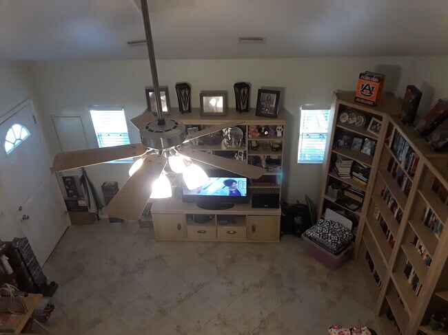 Livingroom with wallcabinets - 2020 Lee Dr