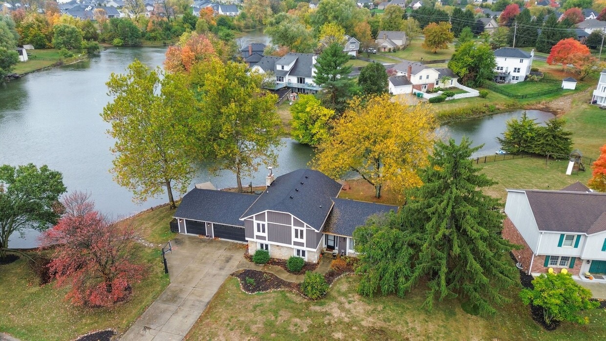 Primary Photo - AVAILABLE NOW! Waterfront Living in Carmel!