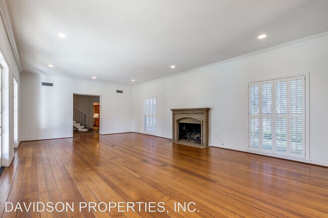 Building Photo - 5 br, 4 bath House - 724 Alta Ave
