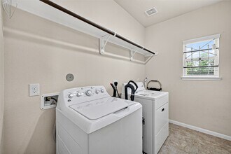 Building Photo - 2931 Oakdale Landing Ct