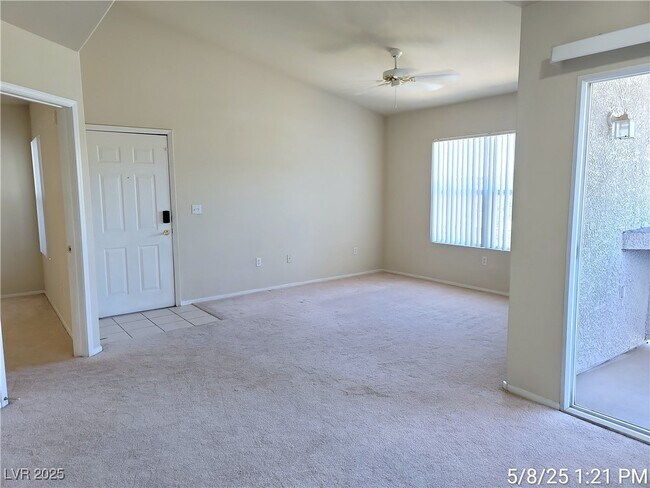 Foto del edificio - 7255 W Sunset Rd