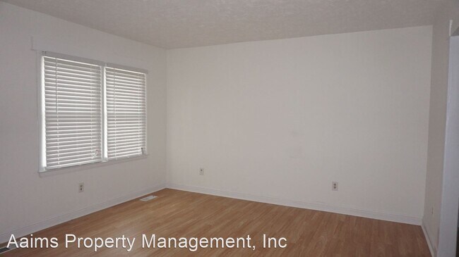 Building Photo - 3 br, 2 bath House - 1805 Oak Tree Court