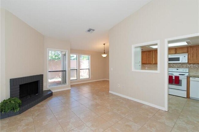 Building Photo - 612 Trinidad Ct