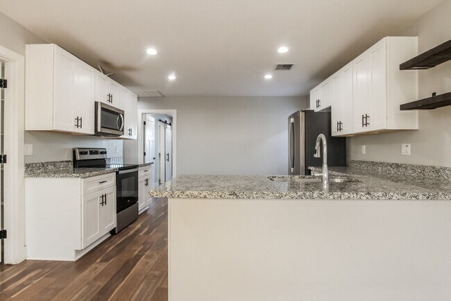 Foto del edificio - 3862 W Tamarisk St