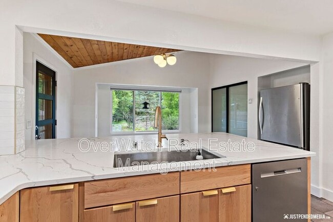 Building Photo - 4720 Talus Dr