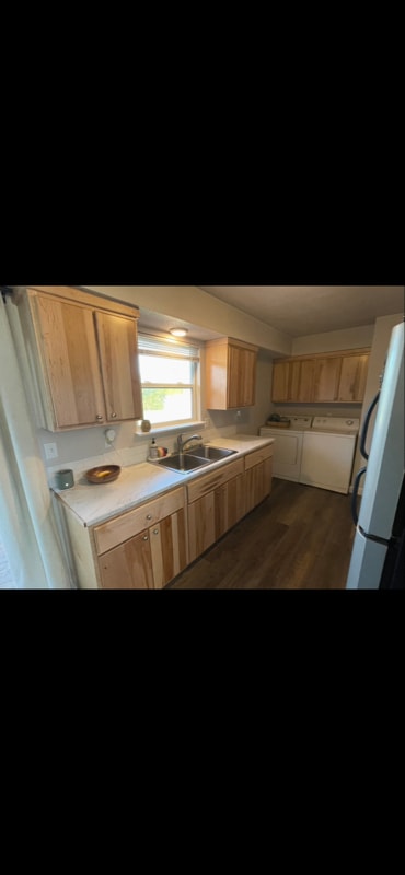 Building Photo - 111 Green Acres Dr