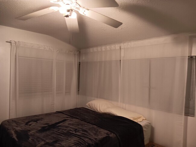 Photo - 9522 Joyzelle Dr House