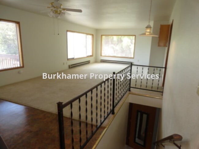 Building Photo - 1416 Hayes St