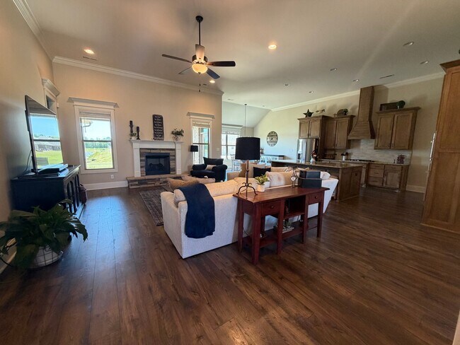 Foto del edificio - 26316 Woodfield Dr