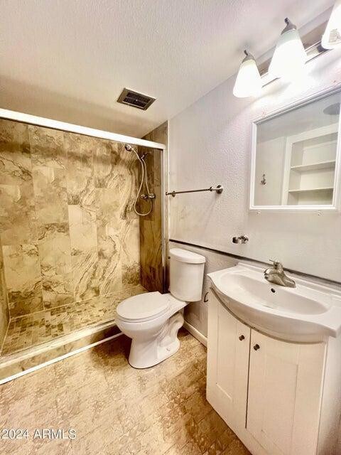 Foto del edificio - 7625 E Camelback Rd