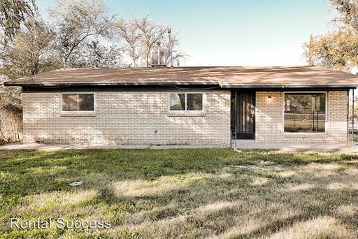 Building Photo - 8808 Old County Dr
