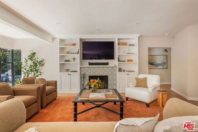 Foto del edificio - 11349 Canton Dr