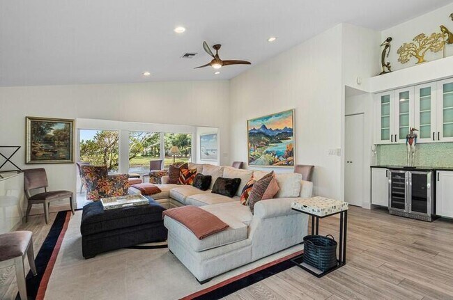 Foto del edificio - 6854 Touchstone Cir