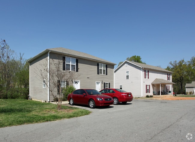 Building Photo - Beck Street Apartments