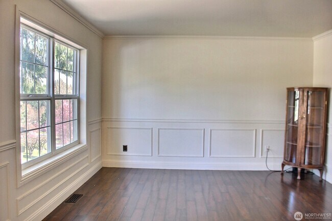 Building Photo - 4018 52nd St NE