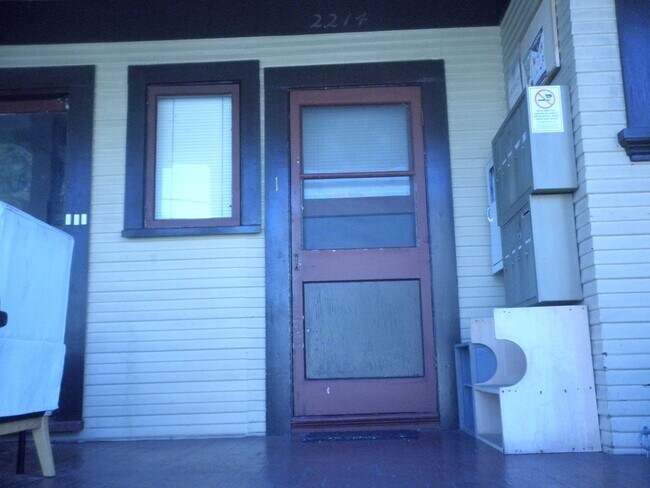 Foto del edificio - 2214 Channing Way