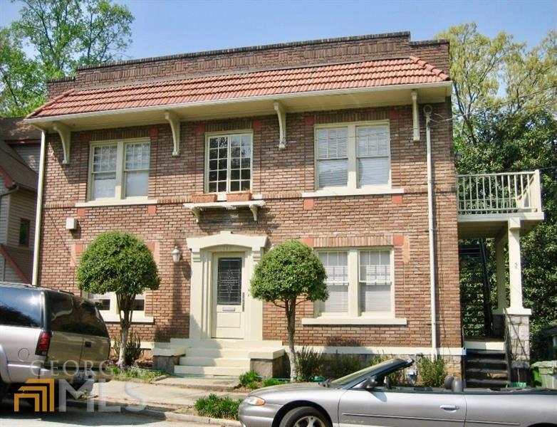 Building Photo - 712 Durant Pl NE