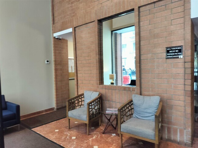 Foto del edificio - 520 W 112th St