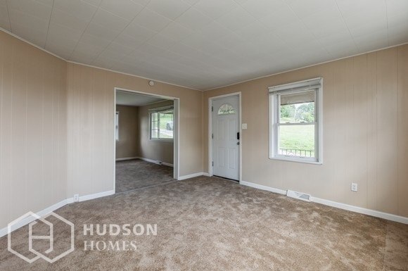 Building Photo - NOW AVAILABLE! - 9 Fairhill St, Burgettsto...