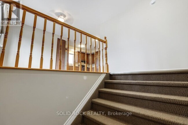 Photo du bâtiment - 17 Industrial Dr