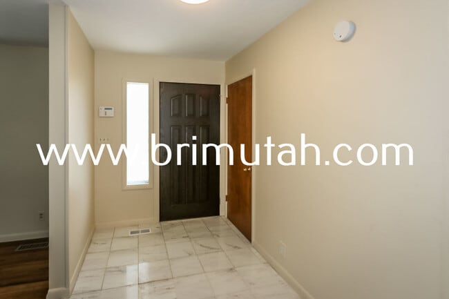 Foto del edificio - 415 E 4800 S