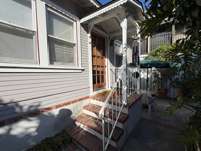 Building Photo - 815 14th St