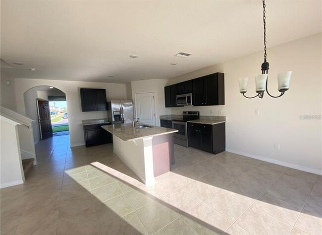Building Photo - 2336 White Poppy Dr