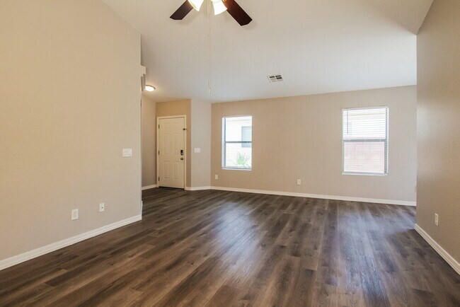 Foto del edificio - 23257 W Cocopah St