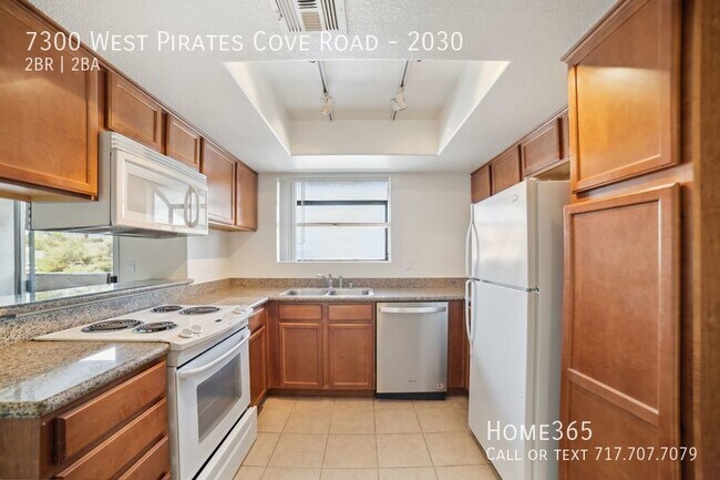 Building Photo - Beautiful Move-in Ready Condo! $$ 50% OFF ...