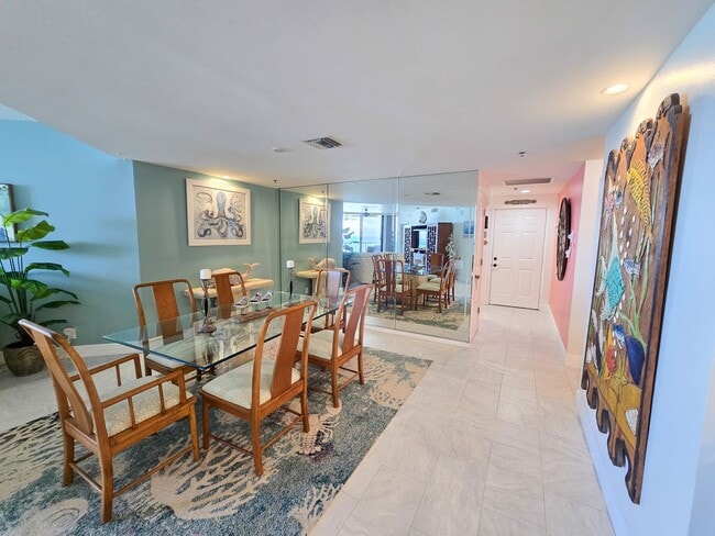 Building Photo - Paradise Found! 13th Floor Condo 3/2