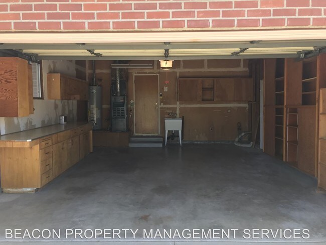 Foto del edificio - 3 br, 2 bath House - 1439 W. VINE STREET