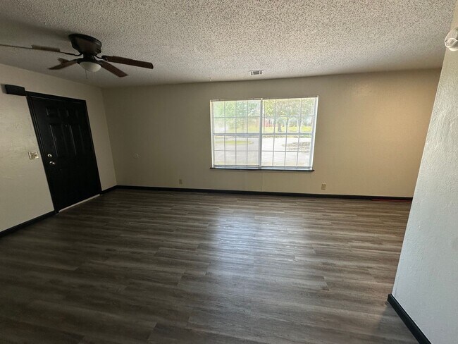 Foto del edificio - Bartlesville Cara Manor