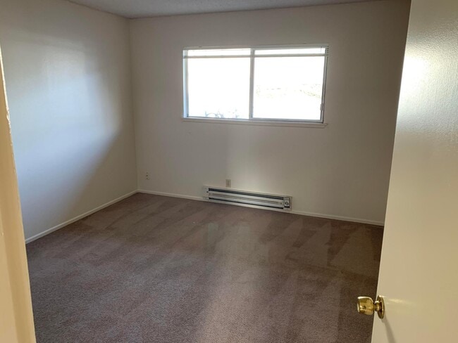 Building Photo - 599 Couper Dr