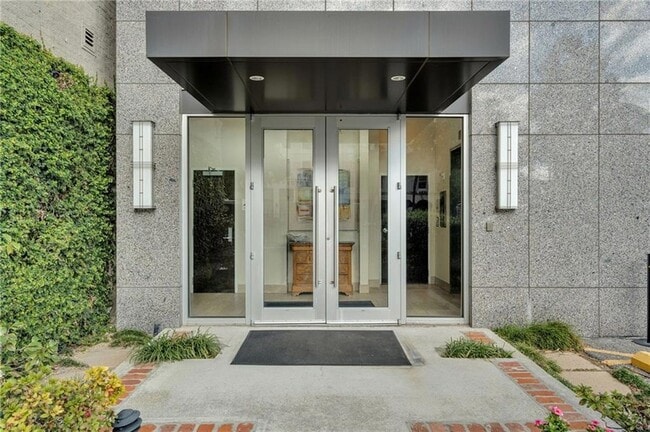 Foto del edificio - 833 Howard Ave