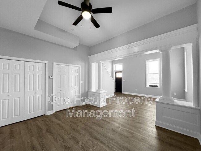 Building Photo - 1064 Mill St