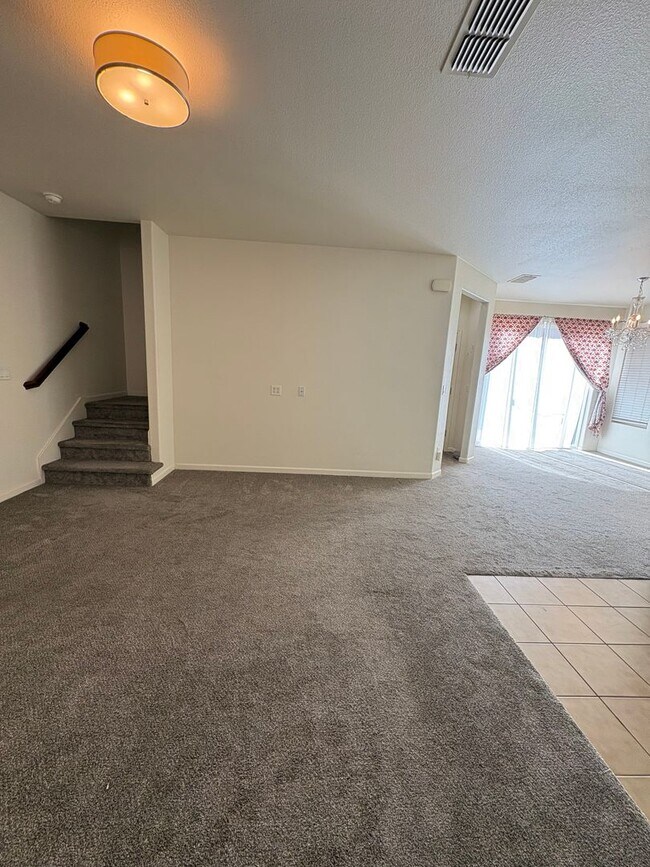 Foto del edificio - Modern 2 bed/2.5 bath with BONUS ROOM in West Sac