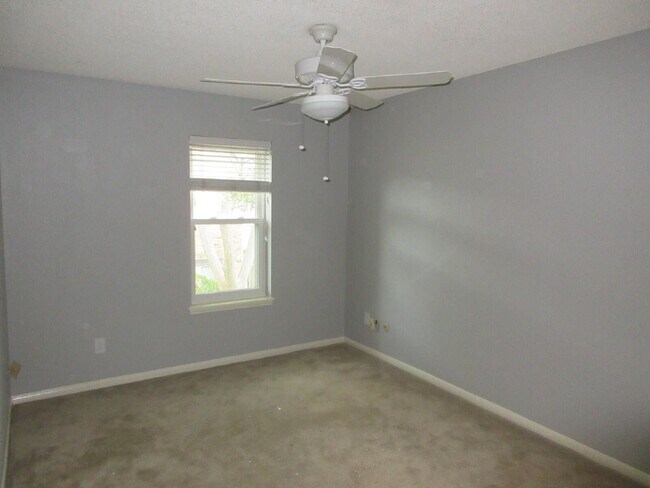 Building Photo - 14551 Misty Meadow Ln