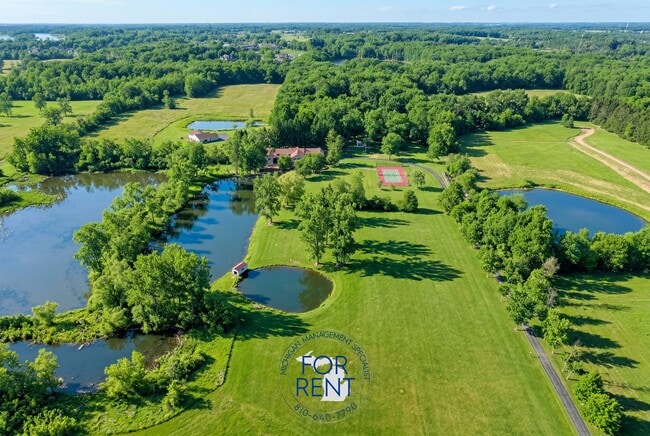 Building Photo - 7255 E Baldwin Rd