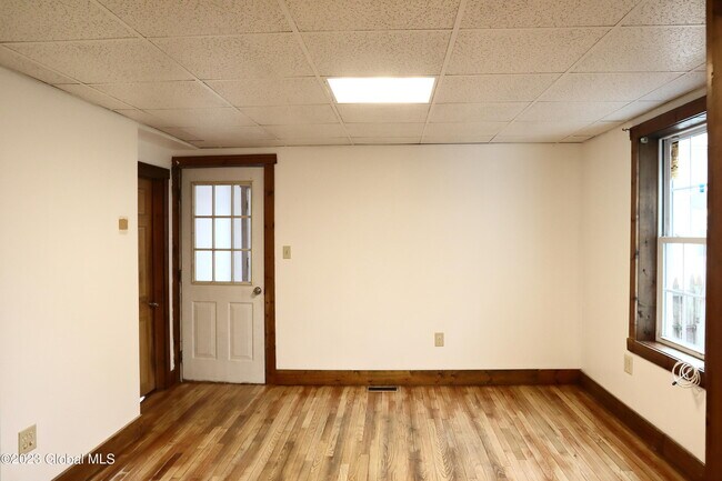 Building Photo - 27 Champlain Ave