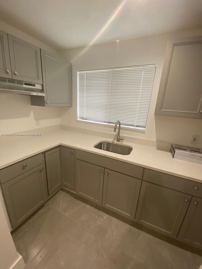 Foto del edificio - 254 NW 53rd St